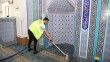 Talas’ta cami halıları pırıl pırıl
