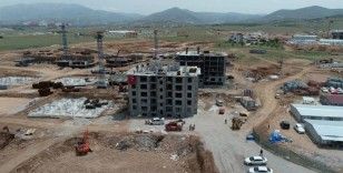 Depremin yıktığı Malatya'da afet konutları yükseliyor
