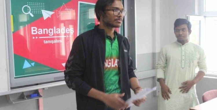 Uluslararası öğrenciler tanıttılar
