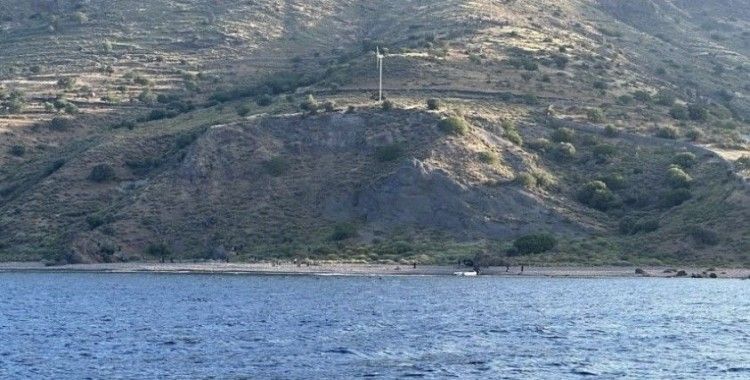 Yunan unsurlarınca ölüme terk edilen 48 kaçak göçmen kurtarıldı