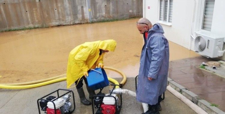 Sultanhisar İlçe Hastanesi’nde su baskını yaşandı
