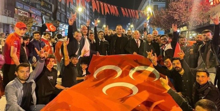 Yurdagül; Zafer milletindir
