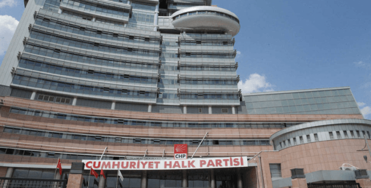 CHP'de MYK toplantısı sona erdi: Tüm MYK üyeleri istifa etti