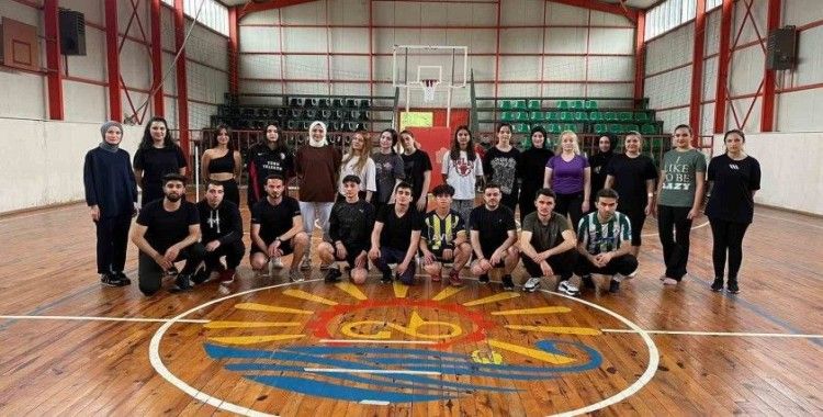 Geleceğin polisleri Gölcük’te yetişiyor
