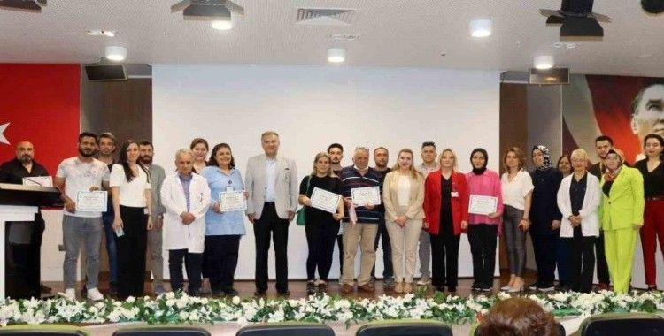 Dünya Tütünsüz Gününde sigarayı bırakan 15 kişiye belge verildi
