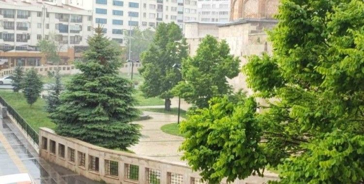 Sivas Valiliği uyardı: Kuvvetli sağanak yağışa dikkat
