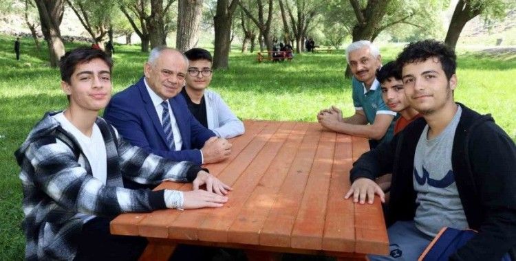 Başkan Öztürk’ten Piknik Severleri Mutlu Edecek Haber
