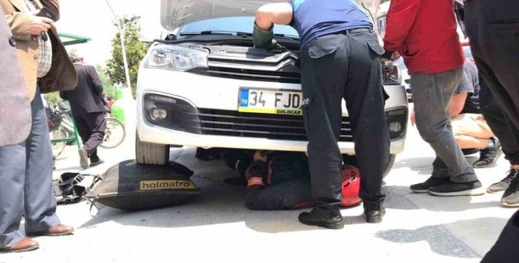 Otomobilin motoruna giren yavru kedi için seferber oldular
