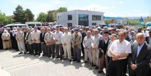 Başkan Sarıcaoğlu hacı adaylarını dualarla yolcu etti

