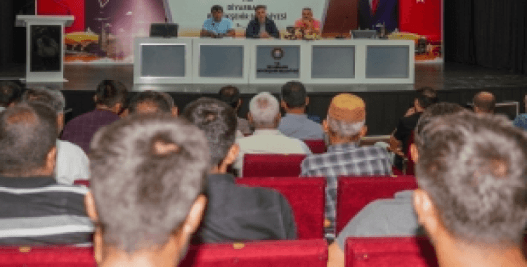 Fıstık ve ceviz aşısı yapan personele eğitim verildi