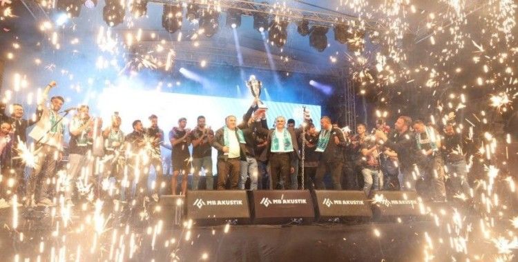 Kıraç’la şampiyonluk coşkusu
