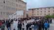 Erzurumlu öğrencilerden örnek davranış
