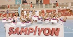 Söke Behiye Hanım Ortaokulu Voleybol Takımı Türkiye Şampiyonu oldu

