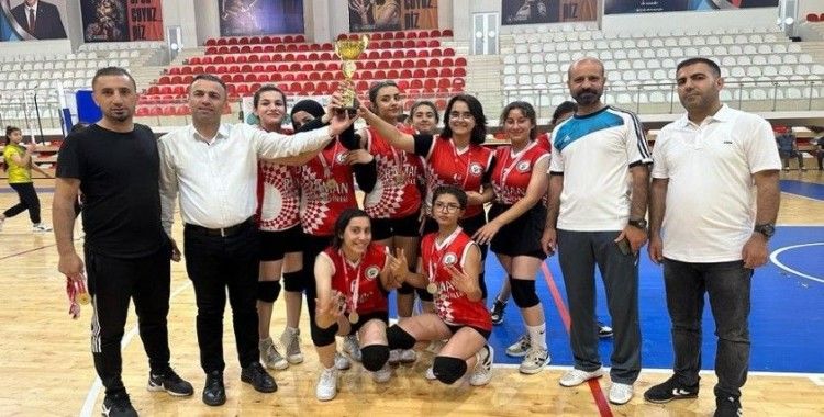 Batman’da voleybolun şampiyonları belli oldu
