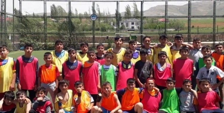 Sarız’da futbola yoğun ilgi
