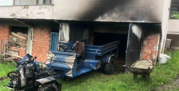 Pat pat motorunda çıkan yangın söndürüldü
