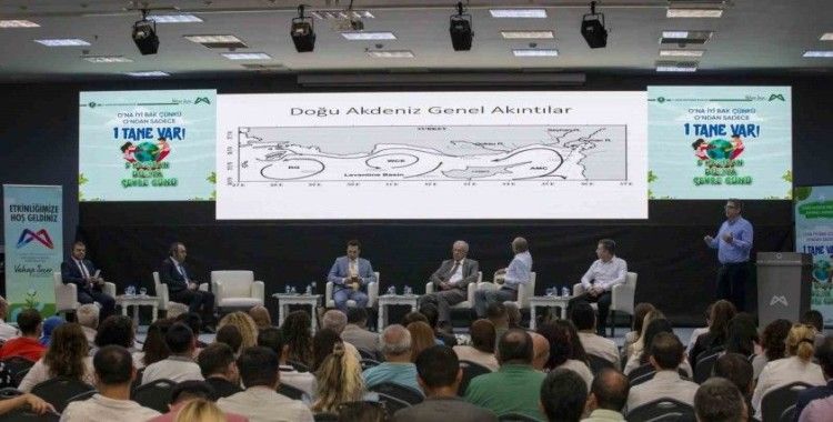 Mersin’de ’Temiz Akdeniz, Temiz Mersin’ paneli
