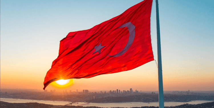 Yunan basını: Türkiye küresel güce dönüşüyor