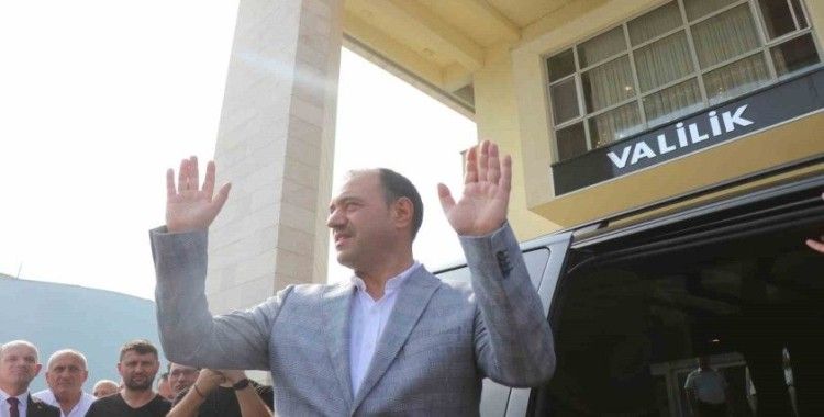 Vali Kaldırım veda etti
