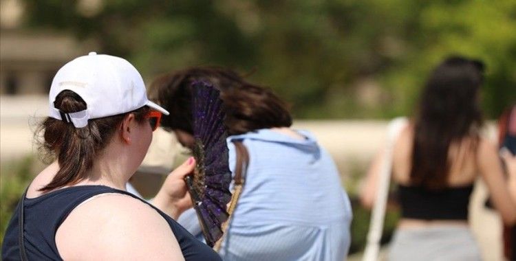 Fransa'da aşırı sıcaklar nedeniyle 4 bölgede kırmızı alarm durumuna geçiliyor