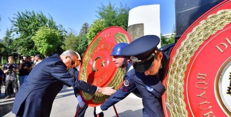 30 Ağustos Zafer Bayramı Diyarbakır’da coşkuyla kutlandı