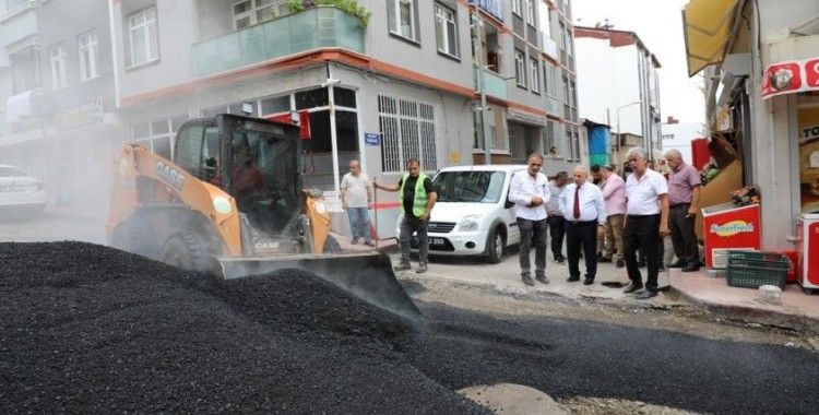 İlkadım’da selin deforme ettiği yollar onarılıyor
