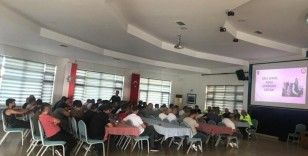 Zonguldak’ta okul servis araç sürücülerine bilgilendirme toplantısı
