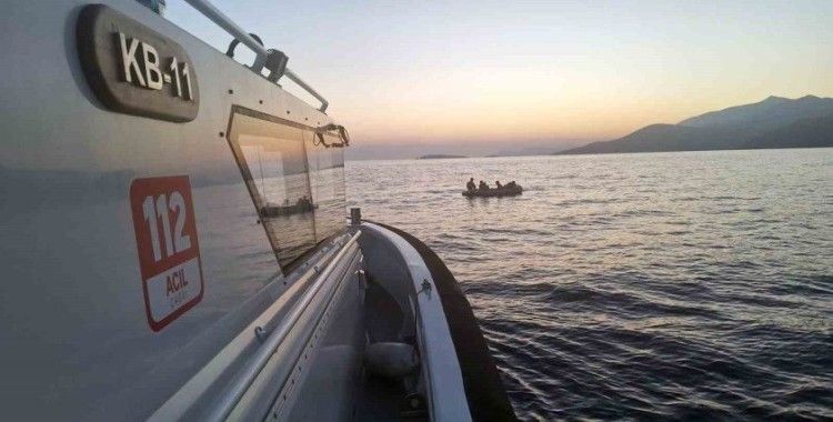 Yunanistan’ın geri ittiği 6 göçmen kurtarıldı
