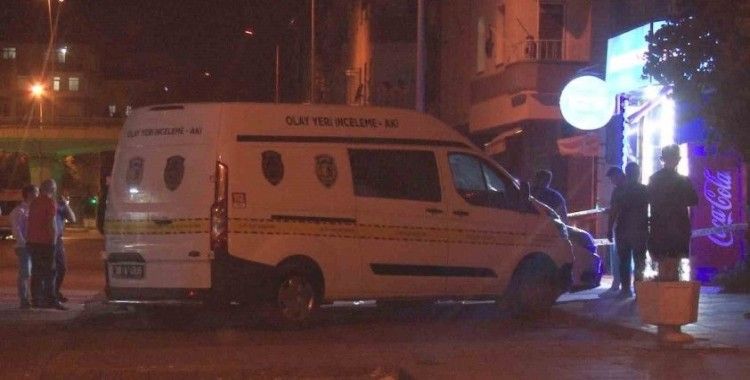 Markette tabancayla vurulan şahıs yaralandı