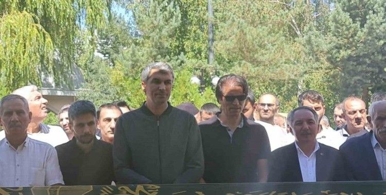 Şebin’den babaya son görev
