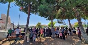 Didim’de 102 düzensiz göçmen yakalandı; 3 organizatör gözaltında
