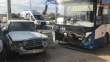 Elazığ'da otobüs 2 otomobile çarptı: 5 yaralı