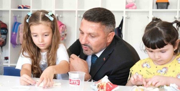 Başkan Yüzügüllü öğrencileri ziyaret etti
