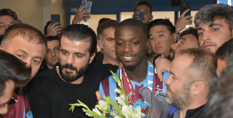 Trabzonspor'un yeni transferi Nicolas Pepe Trabzon'a geldi