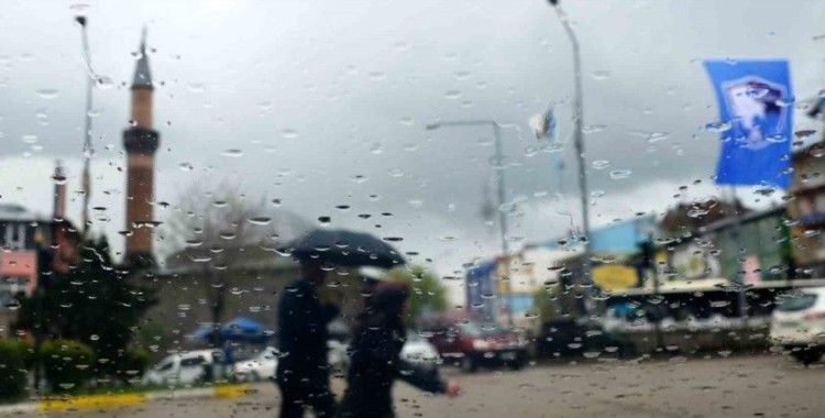 Meteorolojiden kuvvetli yağış uyarısı
