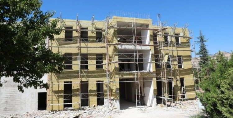 Başkan Çolakbayrakdar, “Kütüphane, 7’den 70’e herkesin yeni uğrak mekânı olacak”
