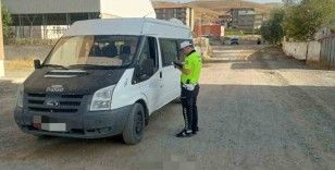 Hakkari’de okul servisleri denetlendi
