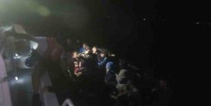 Didim’de 33 düzensiz göçmen kurtarıldı
