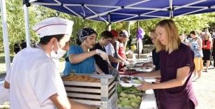 ESOGÜ Hastanesi çalışanları pilav gününde buluştu
