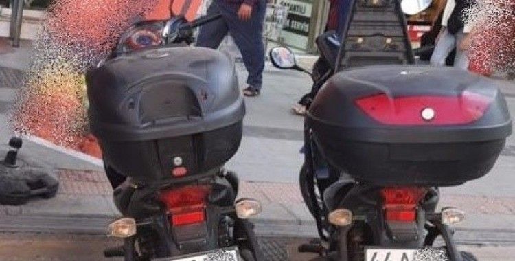 Araçlar yan yana park edilince gerçek ortaya çıktı
