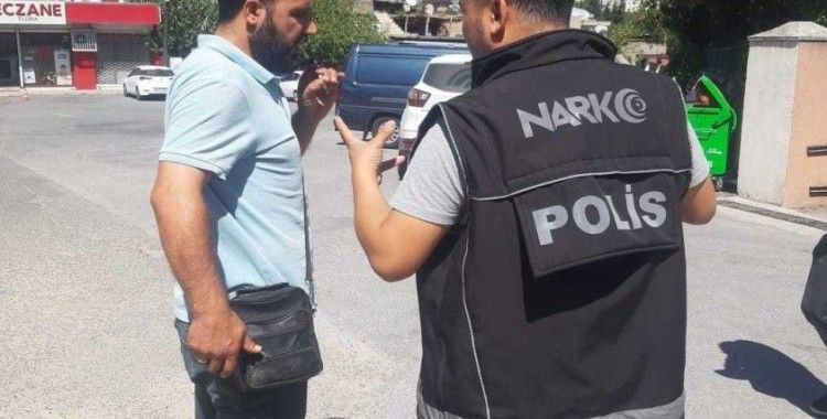 Okul çevrelerinde denetimler artırıldı
