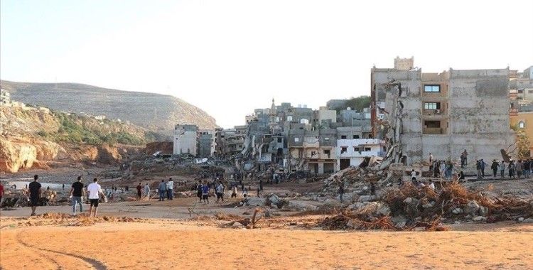 Libya'da sel felaketinden 96 saat sonra iki kişi kurtarıldı