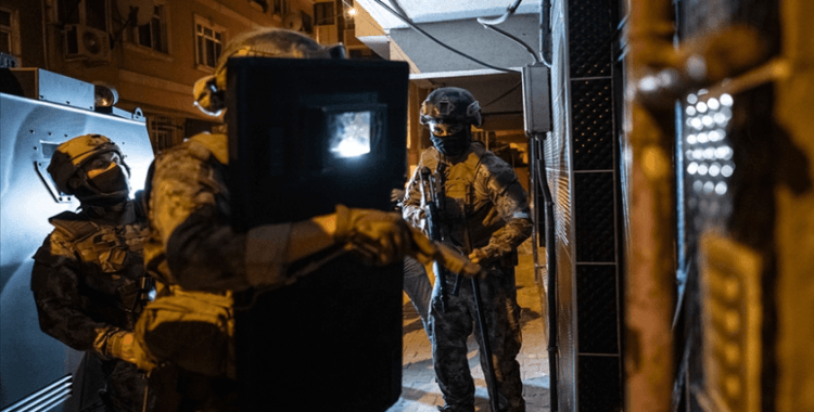 İçişleri Bakanı Yerlikaya: 10 ilde düzenlenen operasyonlarda 265 zehir taciri yakalandı