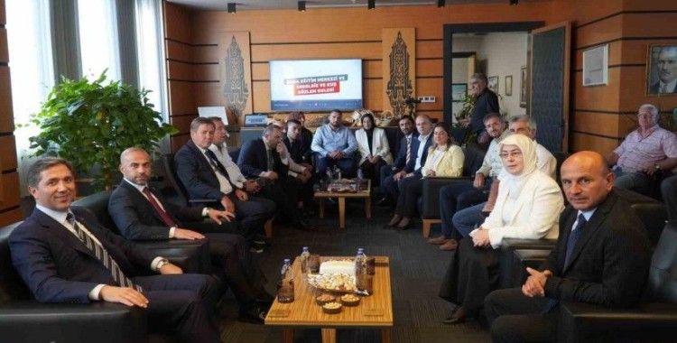 AK Parti Genel Başkan Yardımcısı Zafer Sırakaya: "Altınova’nın gönüllü elçisiyim"
