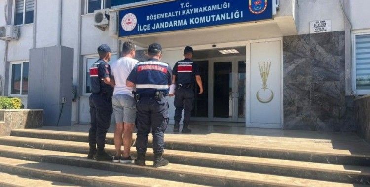 Antalya'da uyuşturucu şüphelisi 18 kişi tutuklandı