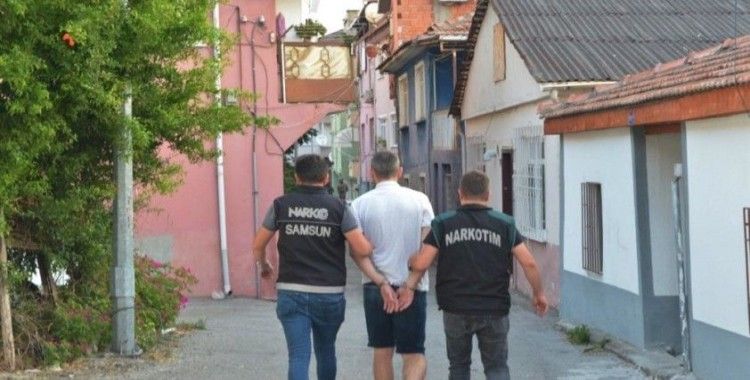 Polis, kesinleşmiş hapis cezası bulunan toplam 34 hükümlüyü yakaladı