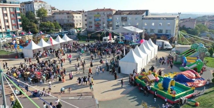 Arnavutköy’de Çocuk Oyunları ve Oyuncakları Festivali’nden renkli görüntüler
