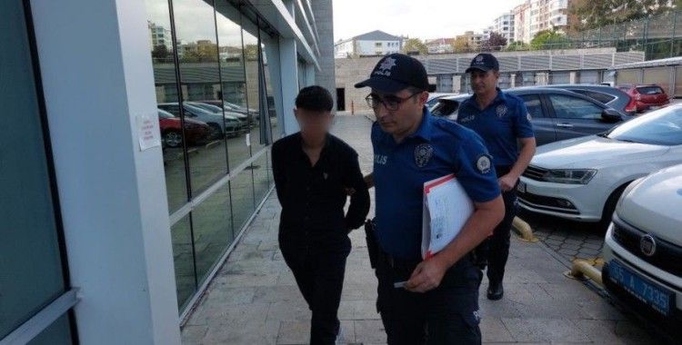 Havalandırma penceresinden markete girip 40 bin liralık sigara çaldı