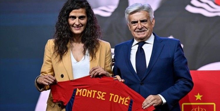 İspanya'da Kadın Milli Takımı'ndaki tartışmalar devam ederken yeni teknik direktör tanıtıldı