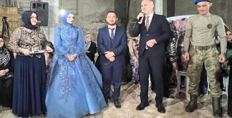 Asker kardeşten ağabeyine nişan sürprizi